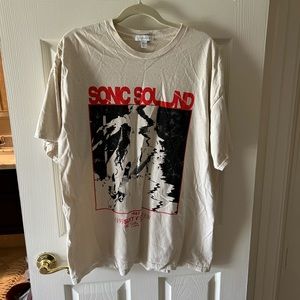 Womens graphic tee